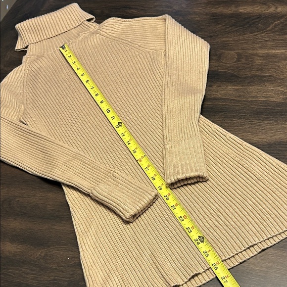 WHBM Camel/Tan Ribbed Pointelle Turtleneck Tunic Sweater - Picture 5 of 12